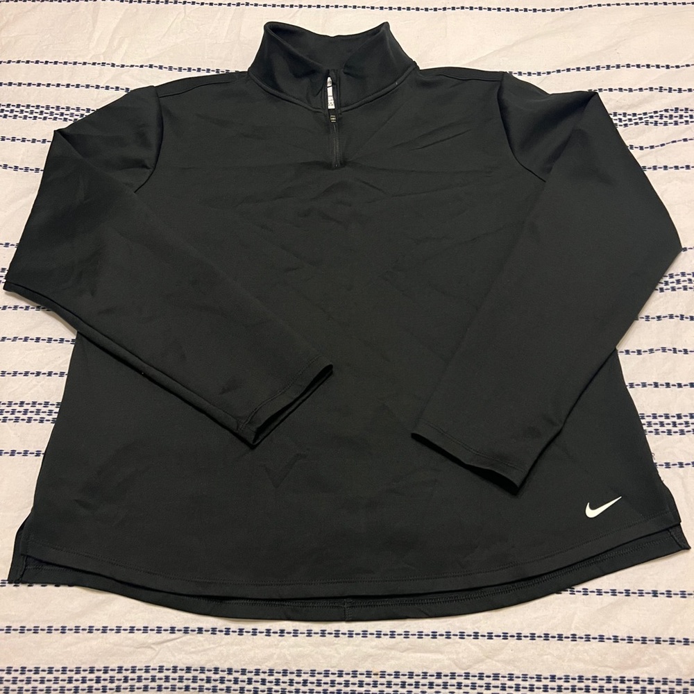 Black Nike 1/4 zip top